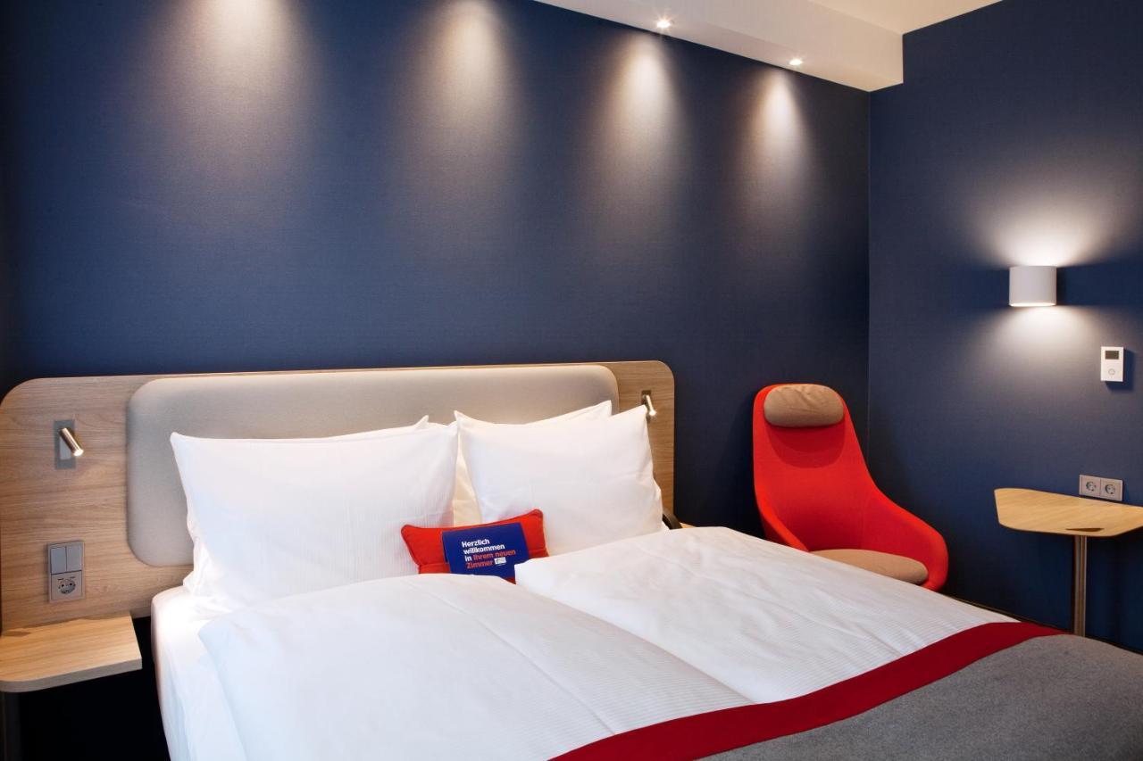 Holiday Inn Express - Saarbruecken By Ihg Екстер'єр фото