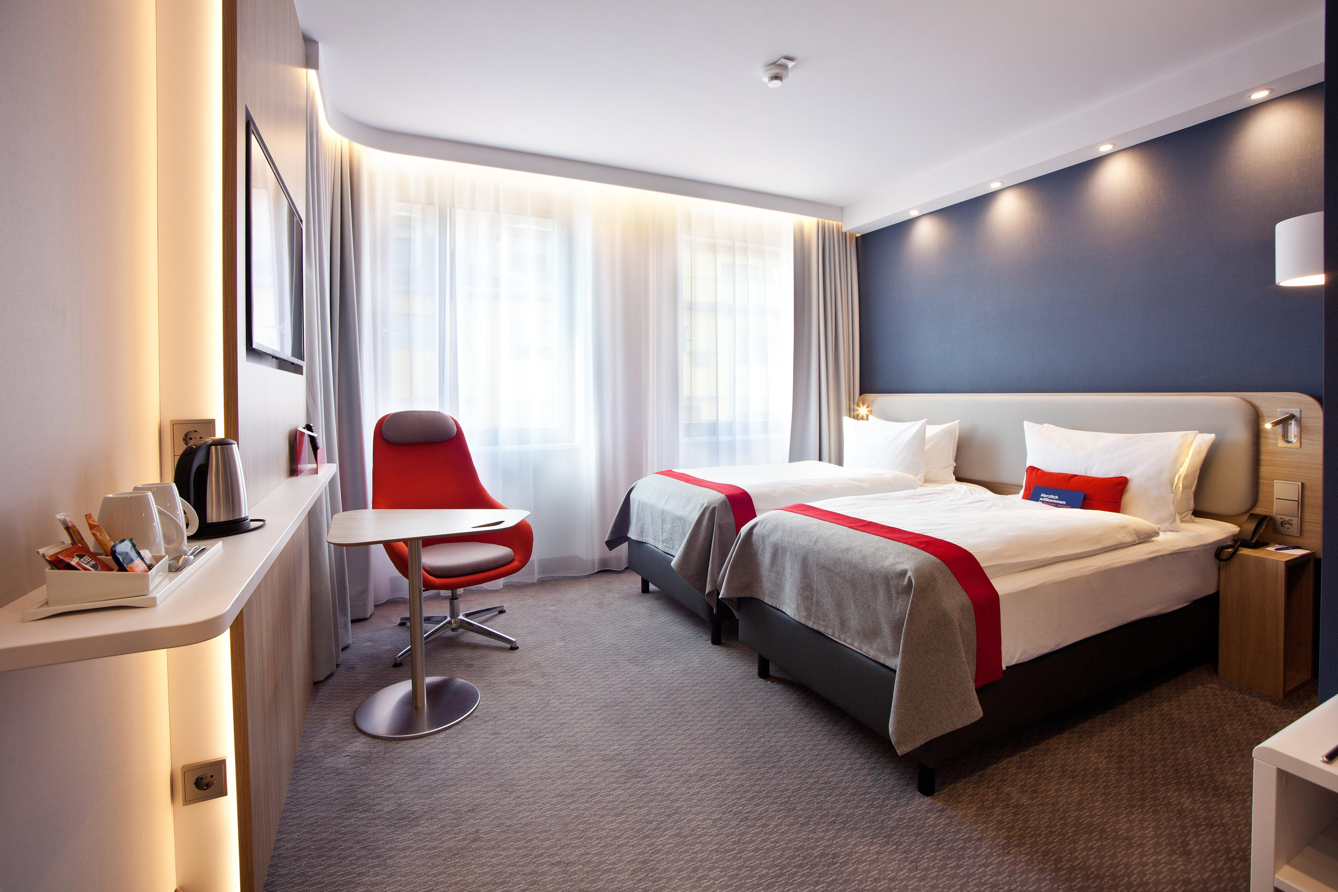 Holiday Inn Express - Saarbruecken By Ihg Екстер'єр фото
